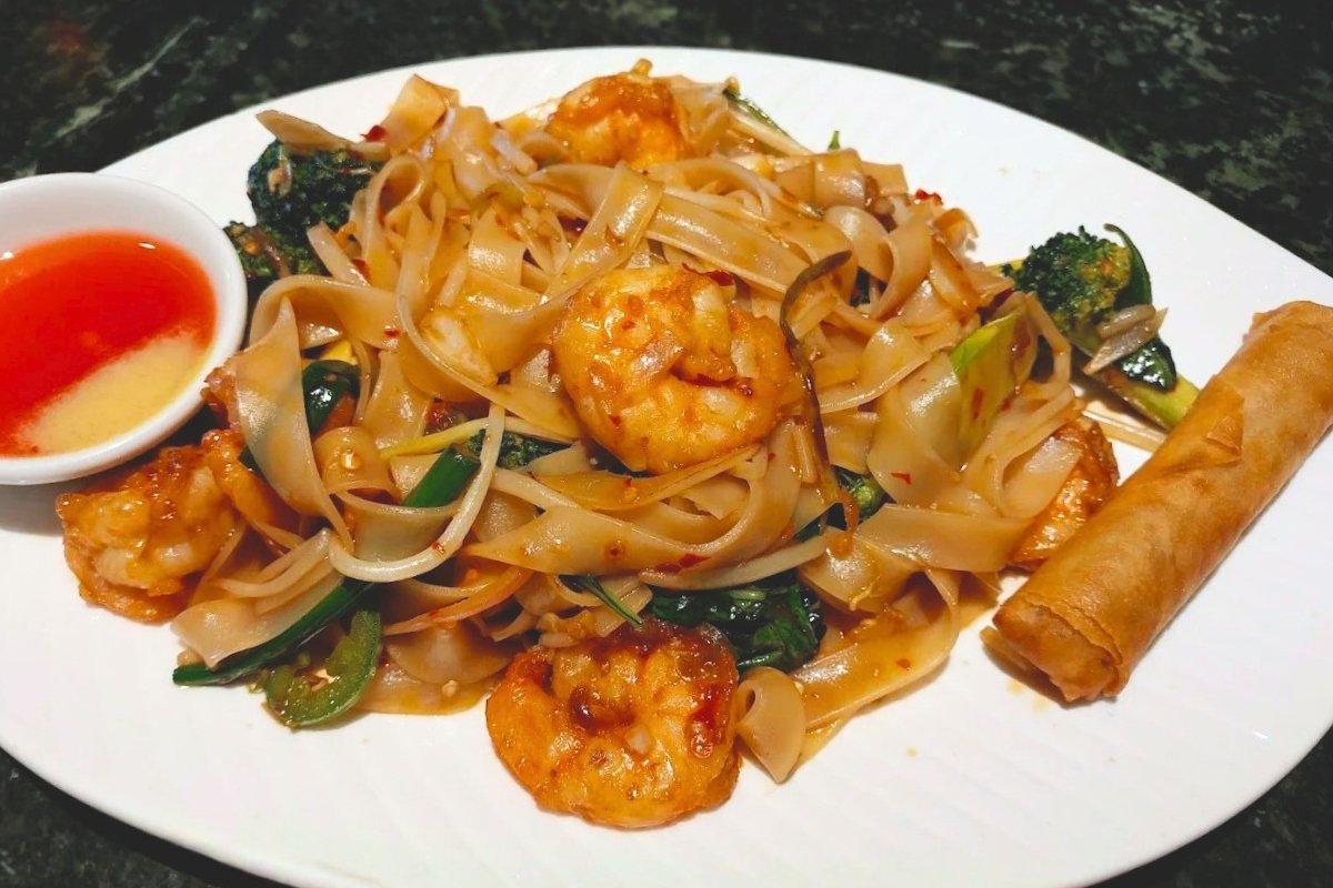 Shrimp Tempura Roll at East Moon sushi bar