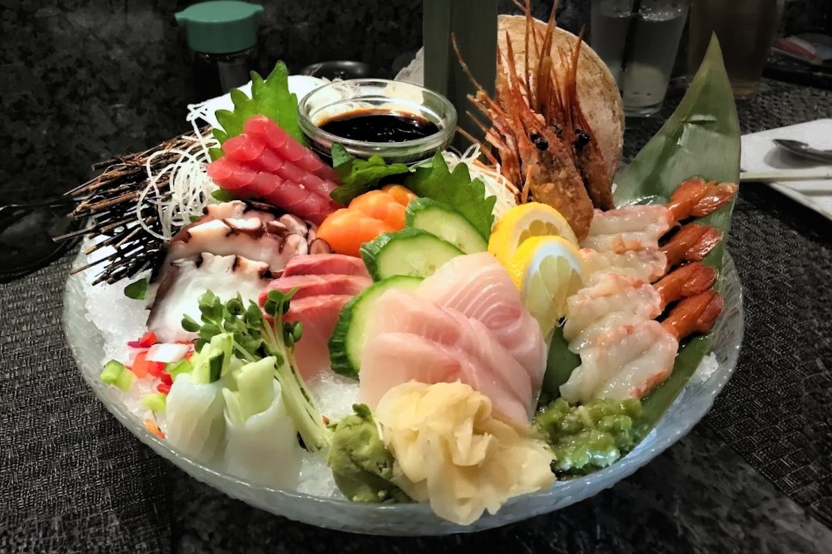 Spicy Tuna Roll - best sushi in Centennial CO